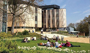 英國——南安普頓大學