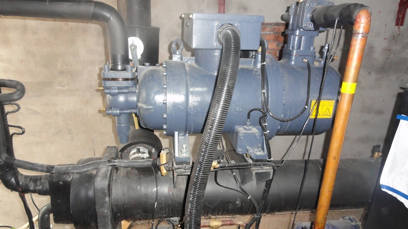 沃富家用螺桿機